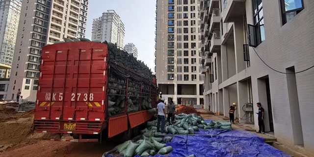 武漢江漢區(qū)新建小區(qū)車庫頂板回填陶粒